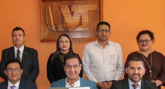 LA UVT FIRMA CONVENIO CON EL TJAET