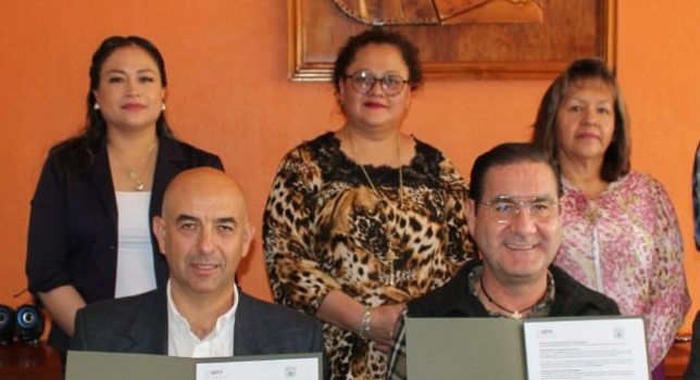 LA UVT FIRMA CONVENIO CON LA SECRETARÍA DE ORDENAMIENTO TERRITORIAL Y VIVIENDA EN EL ESTADO DE TLAXCALA