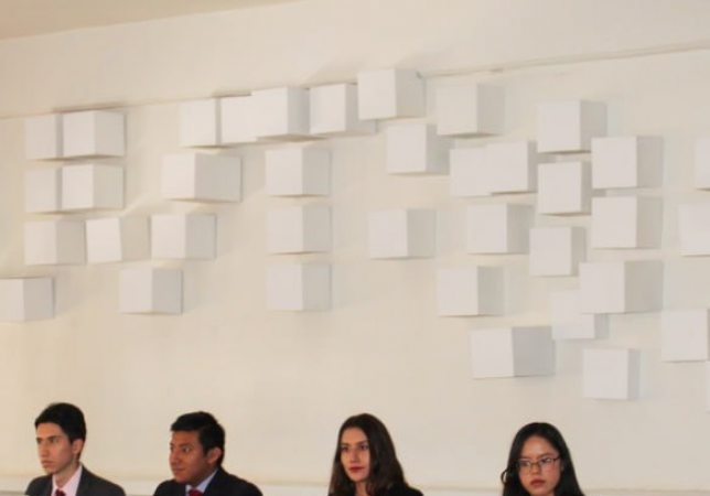 ALUMNOS DE LENGUAS MODERNAS PARTICIPAN EN EL FORO DE PROTOCOLOS DE INVESTIGACIÓN